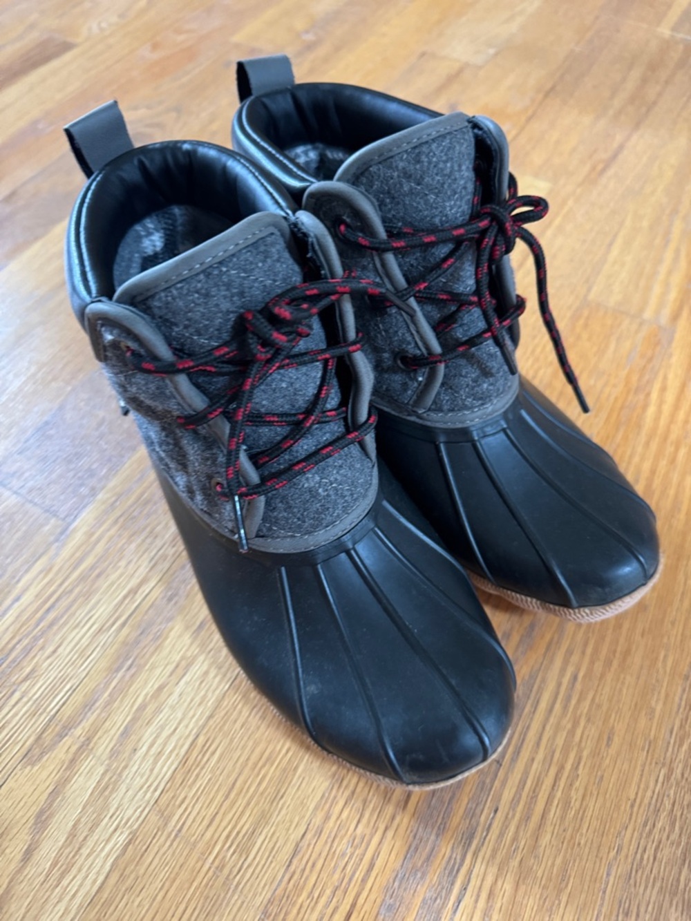 Womens Waterproof Duck Boots - Black and Gray with Red Laces, size 7